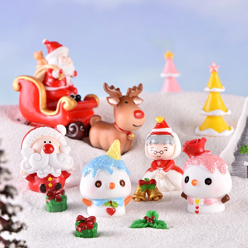 Figura en miniatura de Papá Noel y muñeco de nieve para decoración del hogar, artesanía de resina, micropaisaje, bonsái, decoración de jardín de hadas, 1 unidad