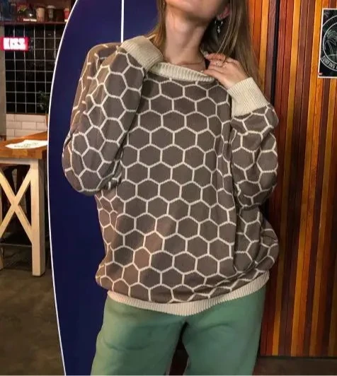 

Autumn and Winter New Loose and Versatile Plaid Pullover Round Neck Sweater Round Neck Honey Sweater