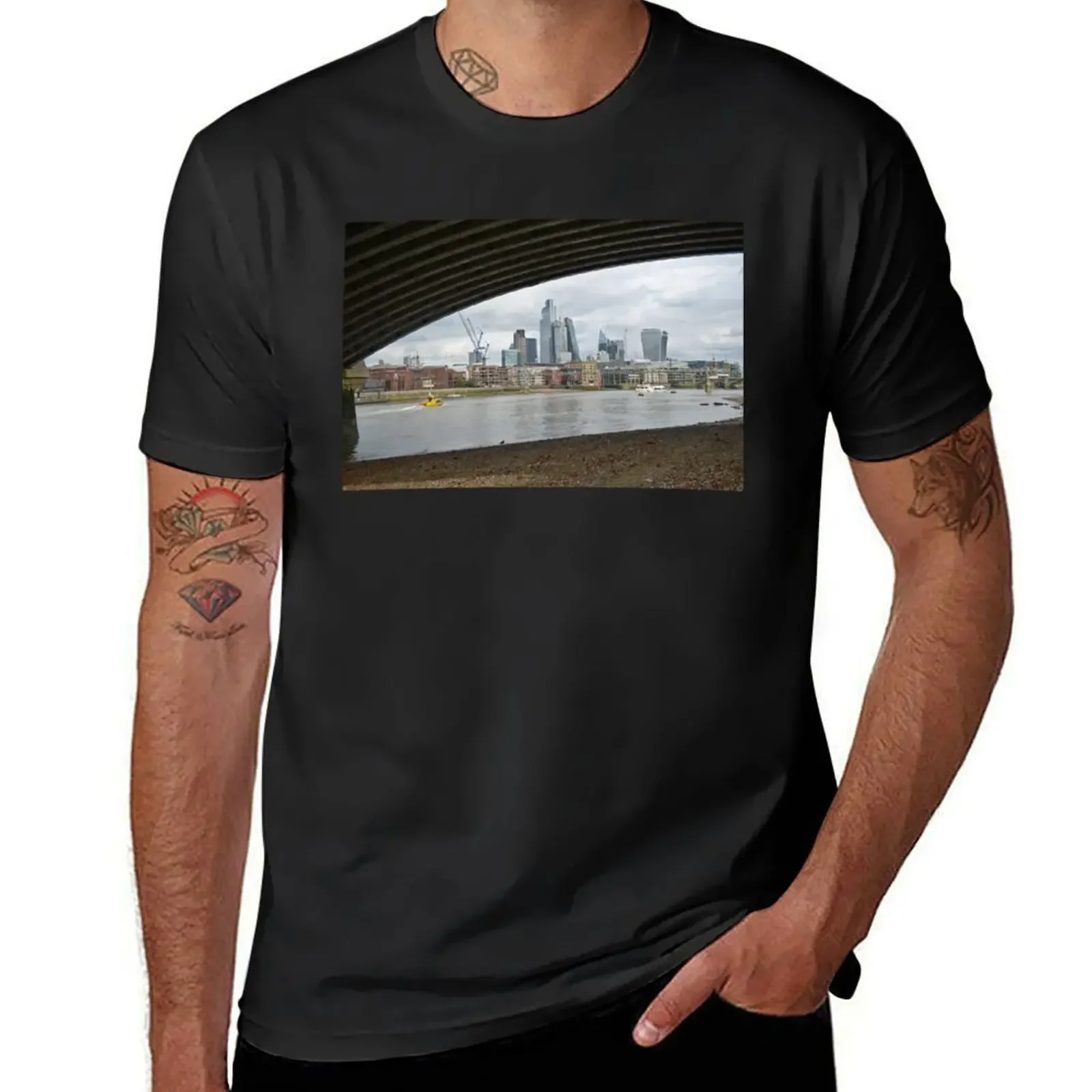 London cityscape in colour T-Shirt boys whites graphic shirts oversizeds t shirts for men cotton