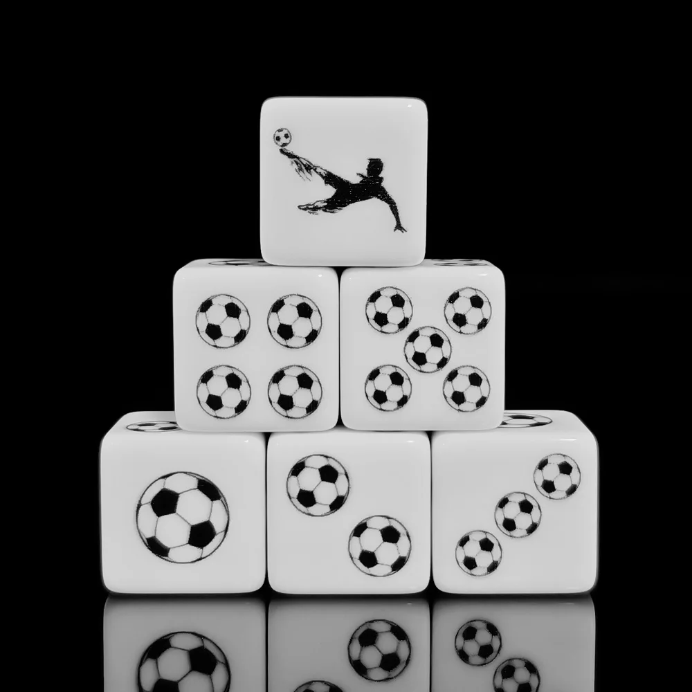 12Pcs 16MM Football Player And Soccer Ball Print White Acrylic D6 Dice 6 Sided Game Dice For Sports Tabletop Board Game Party Ac