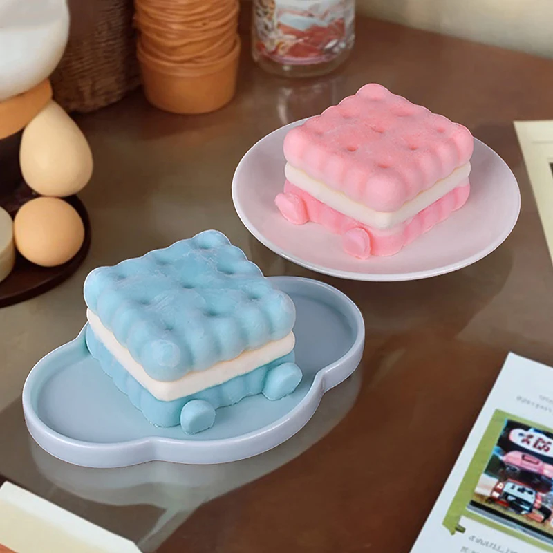 

3D Cookies Shape Mousse Cake Silicone Molds DIY Ice Cream Dessert Making Mold 4 Inches Sandwich Biscuits Decorating Baking Tools