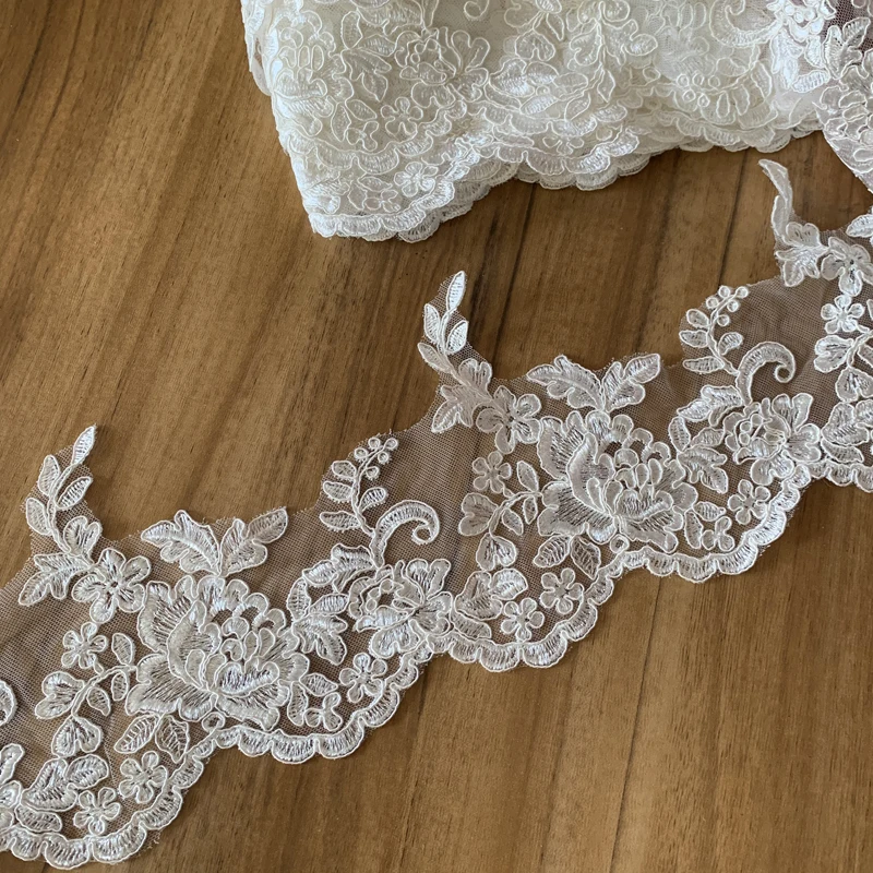 

Floristic Lace Trimming Boards Embroidered Contracted Style Veil Lace Trim