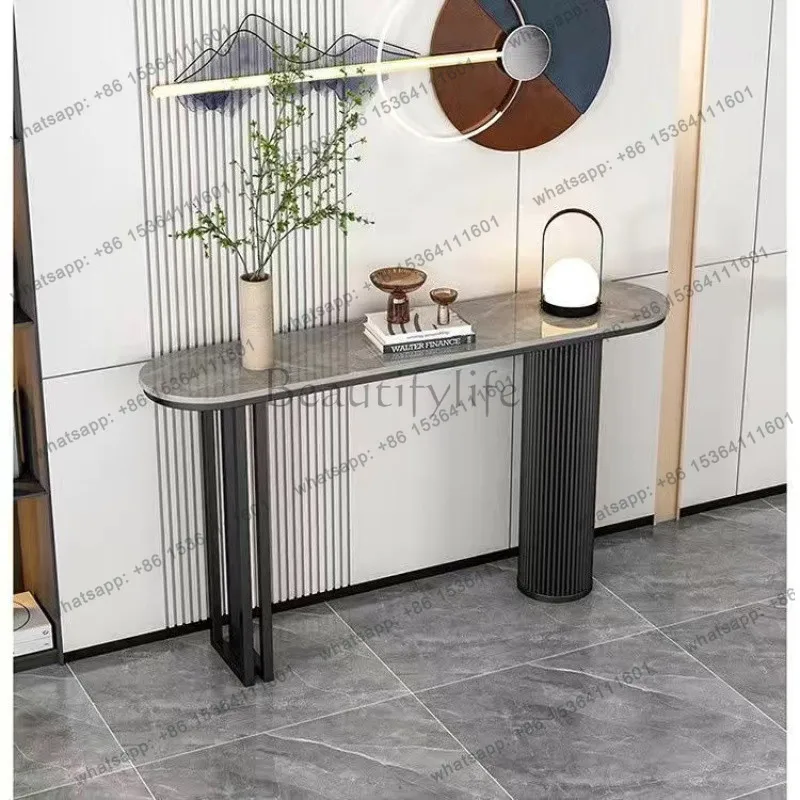 light luxury living room entrance table Extremely narrow curved entrance table against the wall Simple modern end view table