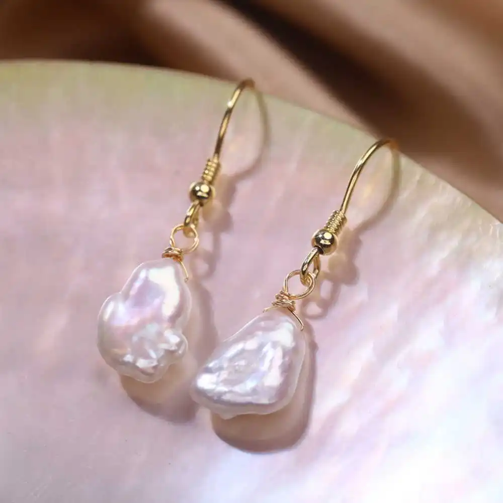 

Lucky White Baroque Pearl Earrings 18k Eardrop Wedding Crystal Gold Clip-on Eardrop Ear Stud Drop Teens Swing