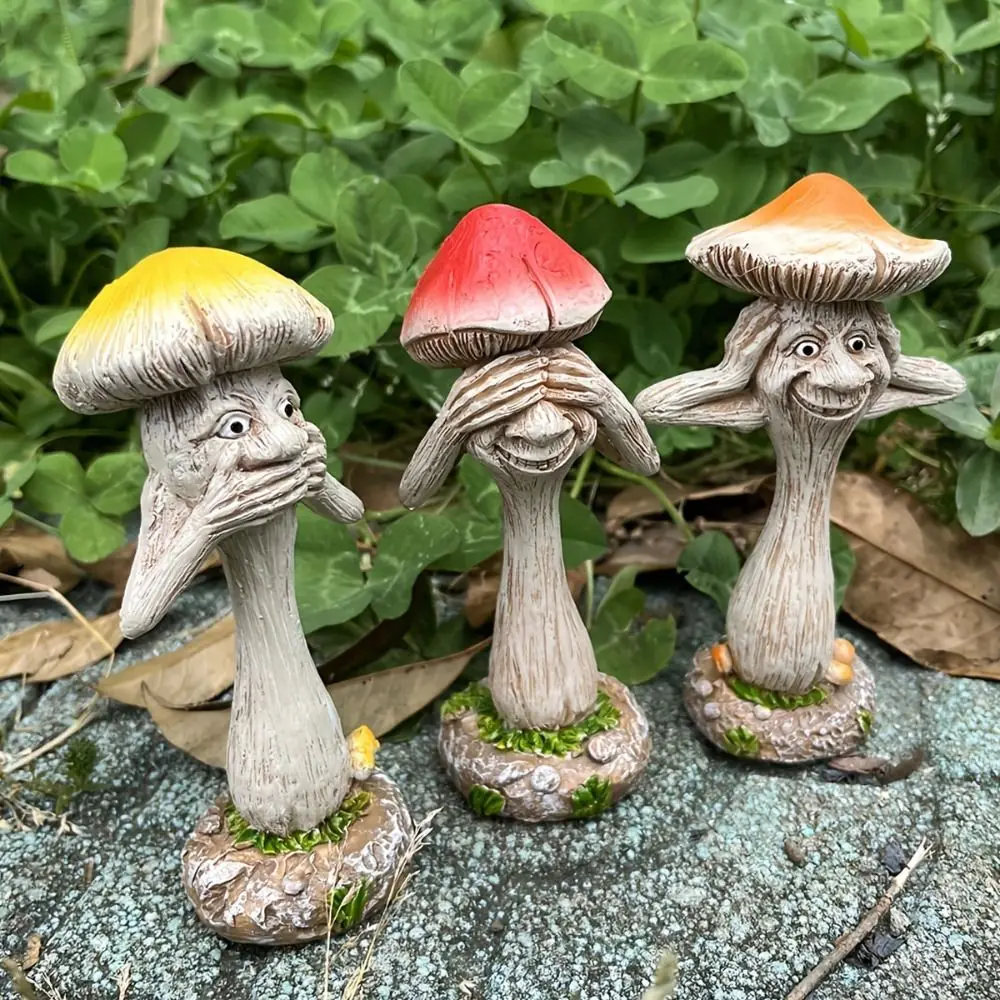 

Cute Resin Mushroom Crafts Ornament Versatile Decorative Cartoon Mushroom Sculpture Garden Decoration Courtyard