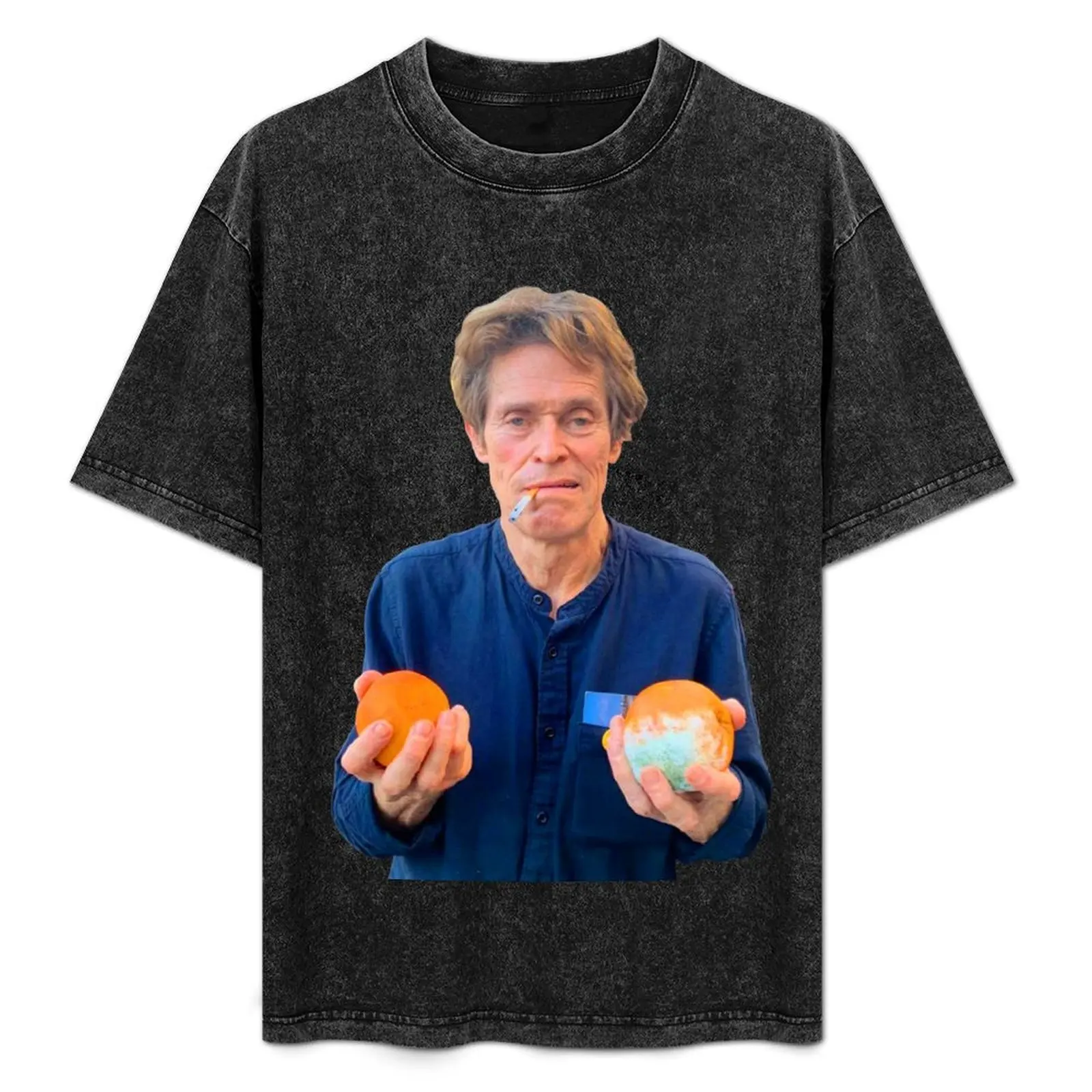 

Willem Dafoe Holding Oranges T-Shirt Lightweight Basic Short Sleeve Shirt