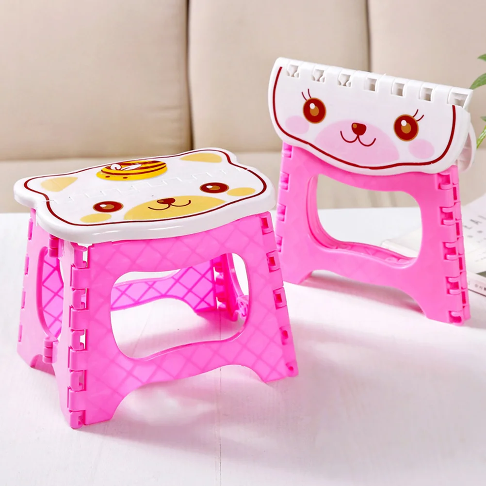 1Pc Plastic Folding Stool Outdoor Portable Fishing Stool Fishing Chair with Random Color Stool Foot (Yellow Face Cat Style)