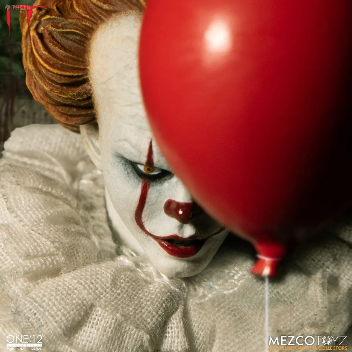 Mezco Toyz الأصلي 1/12 سلسلة صغيرة الحجم مهرج قامت Pennywise أنيمي عمل نموذج لجسم اللعب الحلي هدايا للأولاد