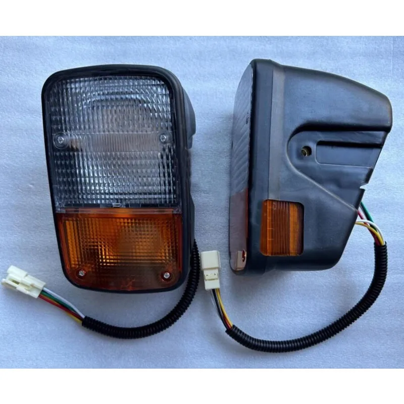 

1 Set LH & RH 12V Head Lamps For Forklift 8FD 56540-23320-71 56550-23320-71