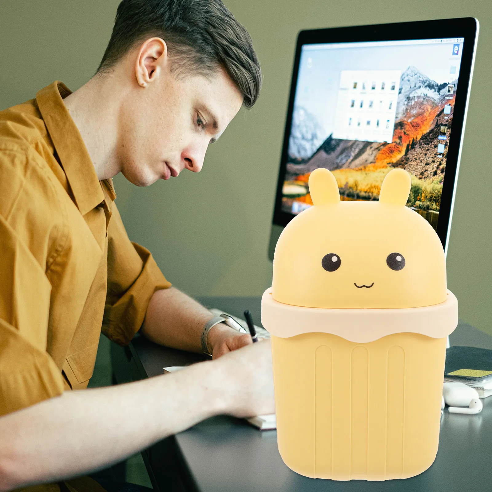 

Mini Desktop Trash Can Cartoon Style Plastic Small Waste Bin Office Desk Garbage Holder Decorative Bright Color