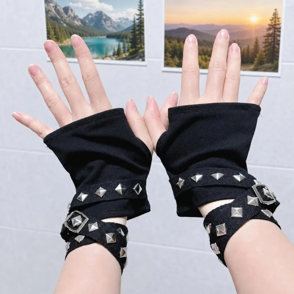 Metal Rivet Detail Women's Fingerless Gloves Black Half Finger Streetwear Gloves Buckle Strap Punk Style Finger Sleeves Jewelry