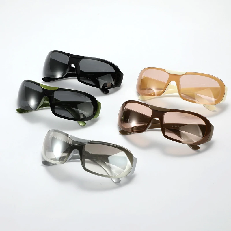 2025 نظارات شمسية من قطعة واحدة للرجال نظارات شمسية على الطراز المستقبلي للنساء نظارات مربعة #1