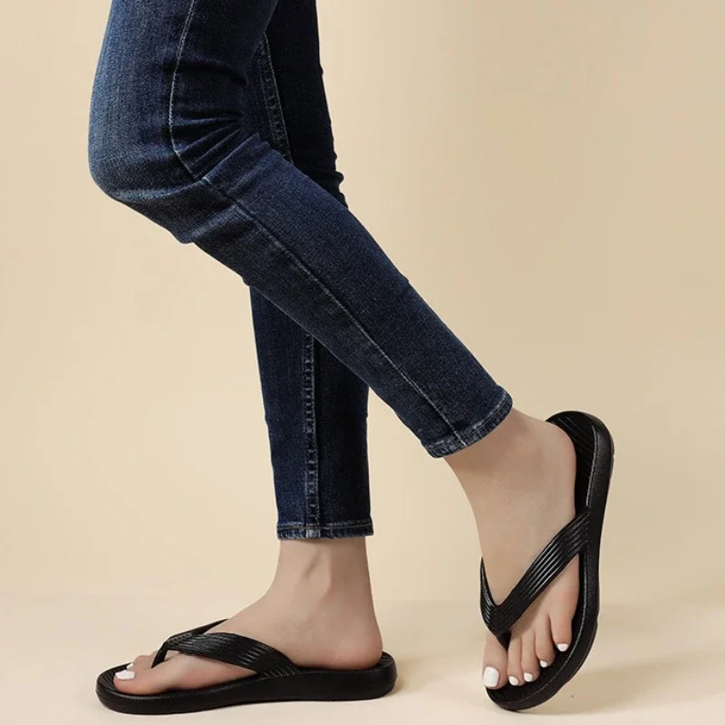 

Men's Classy Thick-Soled Flip-Flops Women's Non-Slip Summer Flip-Flops for Beach Couples Outer Wear Sandals