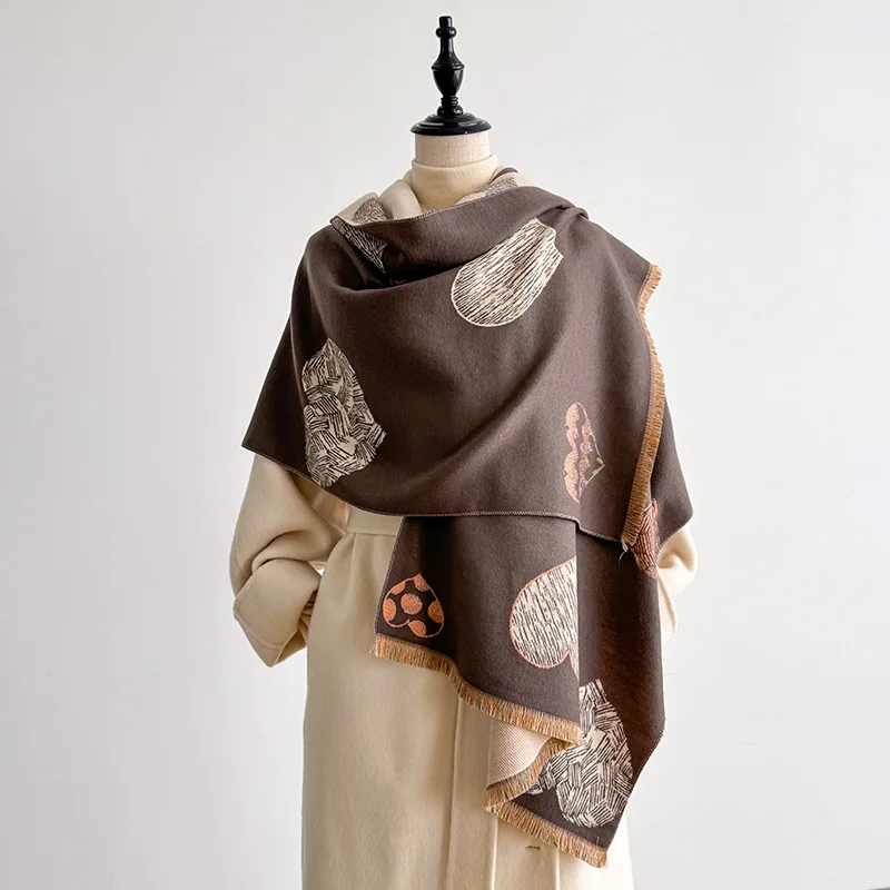 

Новый осенне-зимний шарф в корейском стиле с романтическим дизайном для женщин, двусторонняя имитация кашемировой шали.