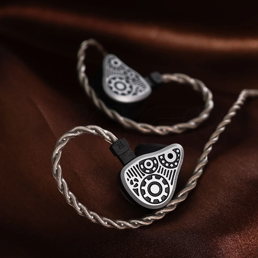 

Наушники-вкладыши Binary-Dynaquattro 4 с динамическим драйвером IEMs 3, специализированные DD + 1 с пассивной диафрагмой и разъемами 3,5 мм + 4,4 мм