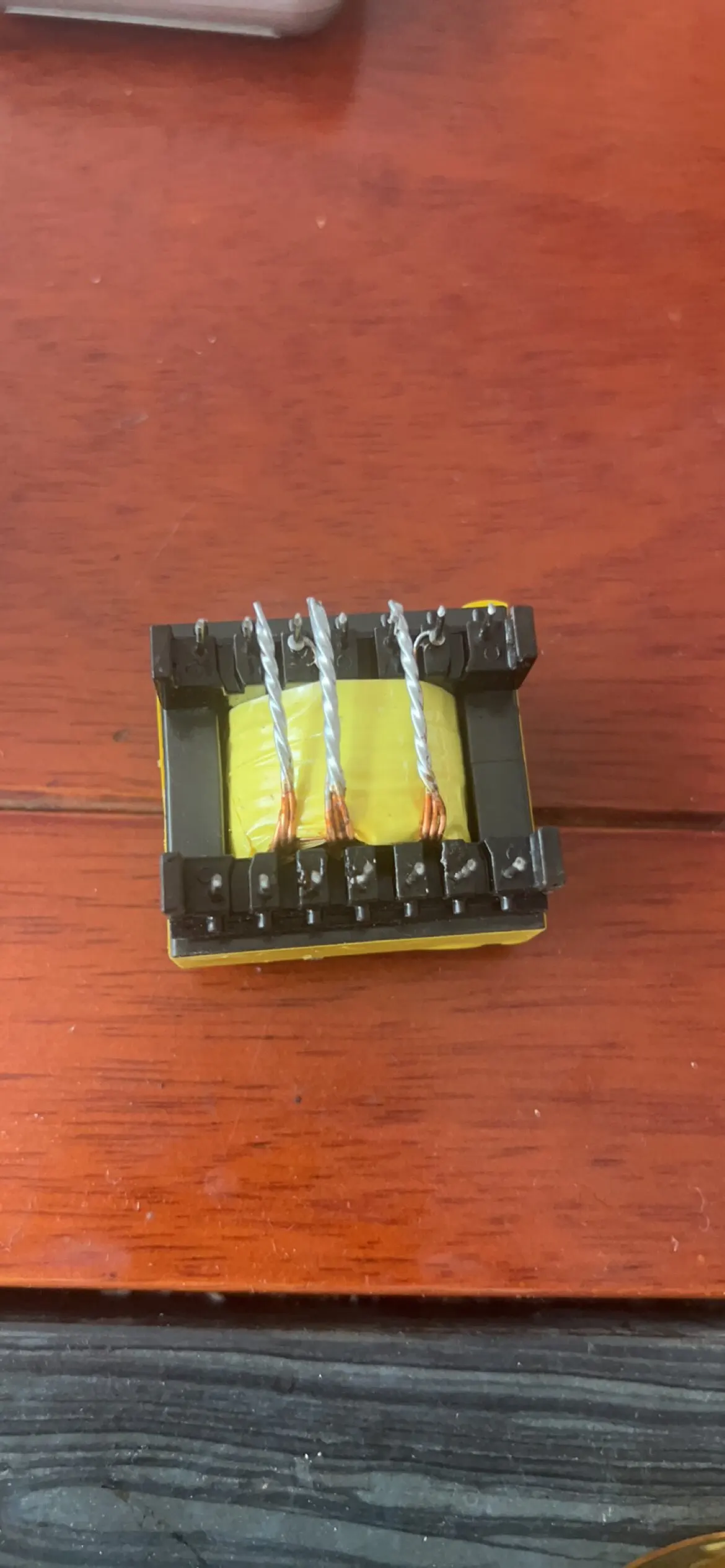 EC4035 inverter transformer, step-up transformer primary 4 + 4. Secondary 100 turns