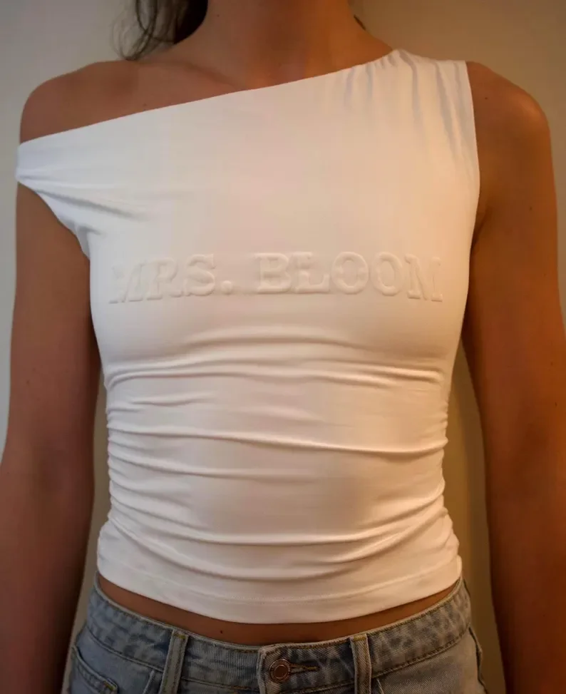 Custom Bride Off-the-Shoulder Crop Top Bridal Shower Gift Mrs Bride Wedding Top Puff Printing Bachelorette Party Outfit