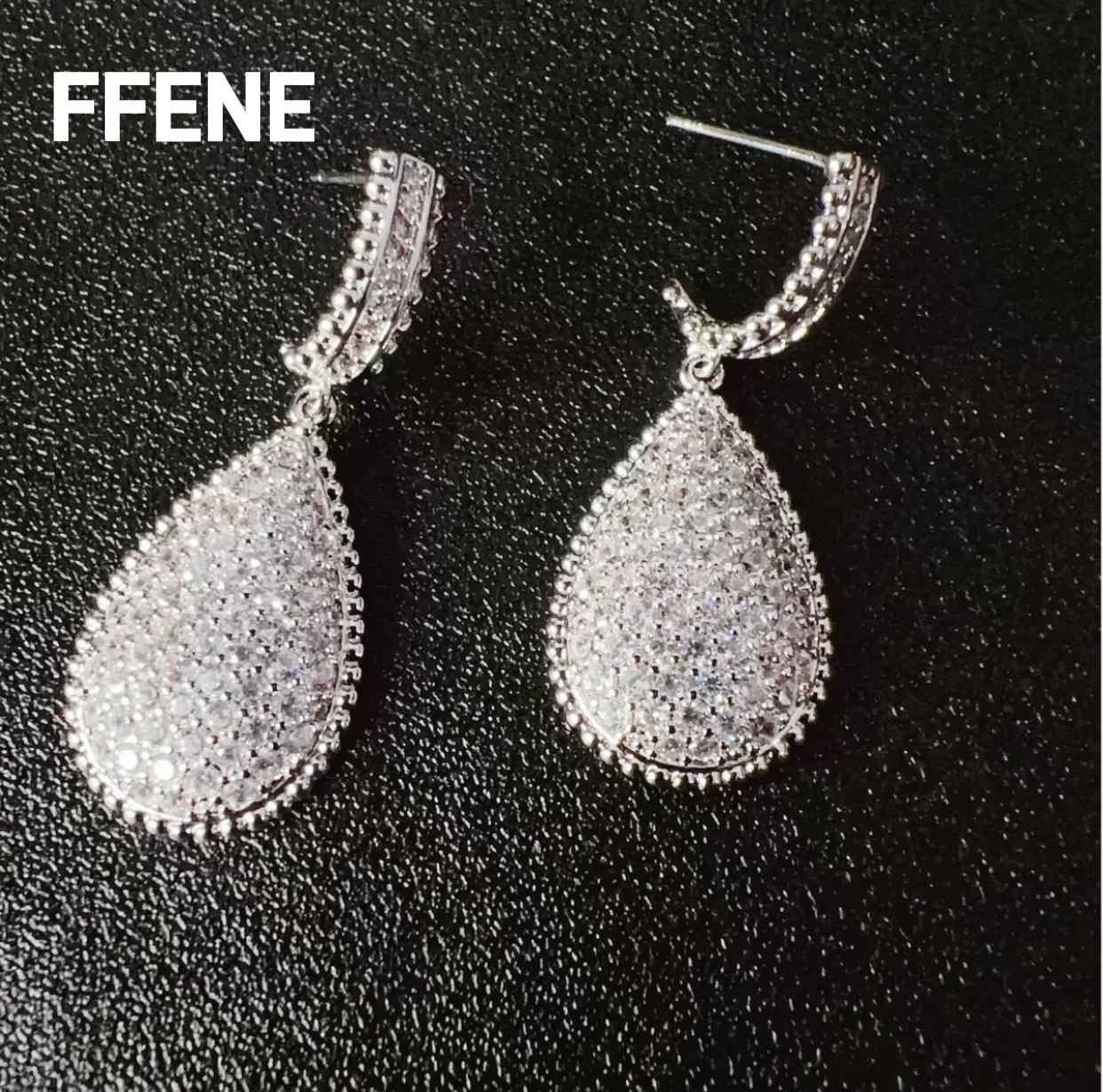 

[Classic] Popular new luxury classic water drop geometric earrings super shiny water drop earrings earrings European style