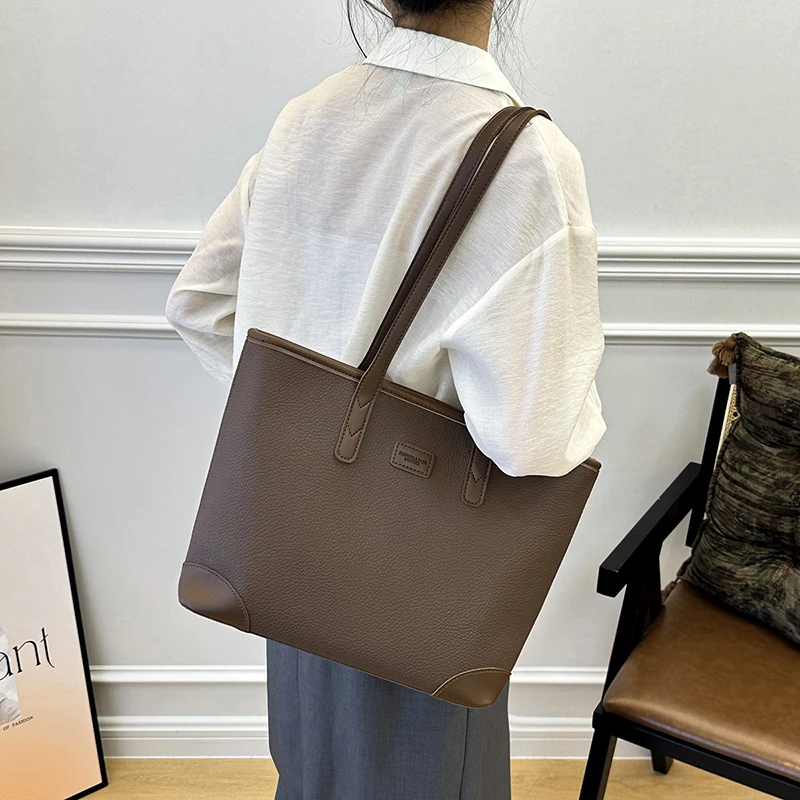 

Unique Vintage Diaper Bag Women Crossbody Bag High-End Designer Handbag Minimalist Elegant Large Capacity Leather Tote Bag