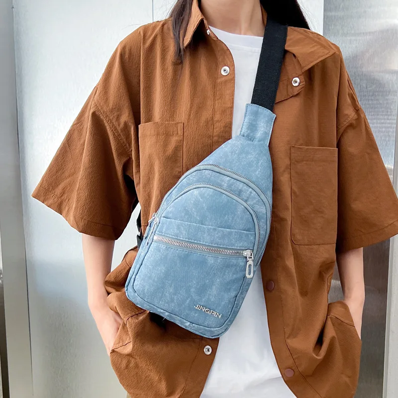 Geestock Women's Crossbody Bag Style Versatile Soft Leather Chest Bag Large Capacity Casual Fashion Travel Shoulder Bag Handbags
