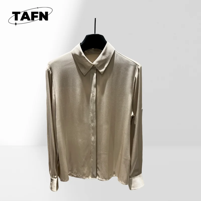 المرأة الصلبة بلوزة جولة الرقبة عارضة مكتب قميص المرأة جرس كم قميص أزياء فضفاضة تناسب بلوزة قميص النسيج الناعم AH01165