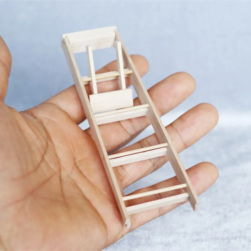 Modelo en miniatura escalera de madera casa de muñecas casa de muñecas DIY casa de muñecas de madera Mini escalera creativa rojo blanco