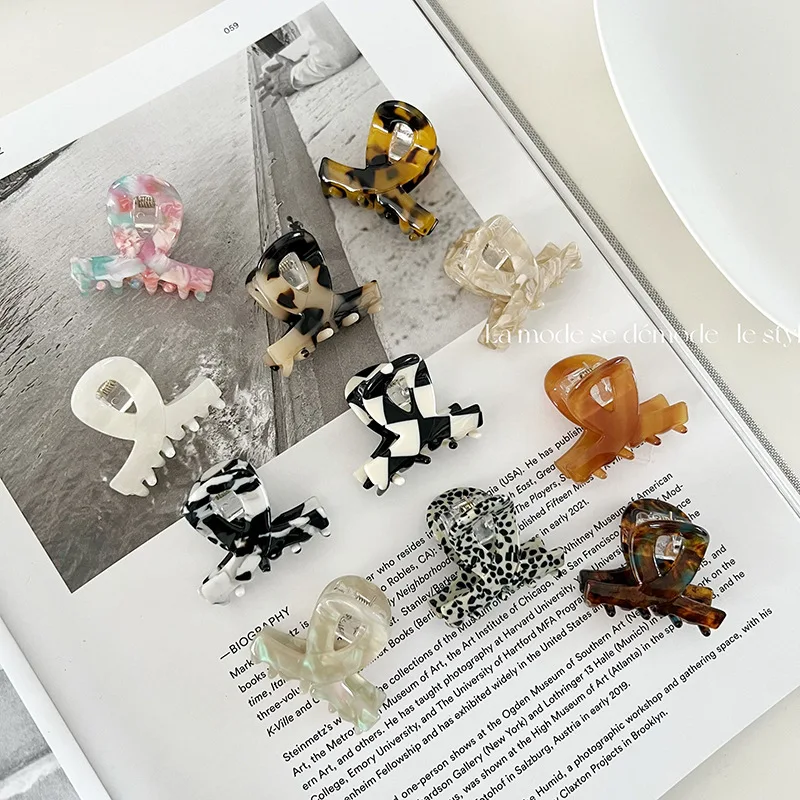 High-quality acetic acid bangs medium and small grab clip simple headdress hairpin  leopard print hair accessories side clip