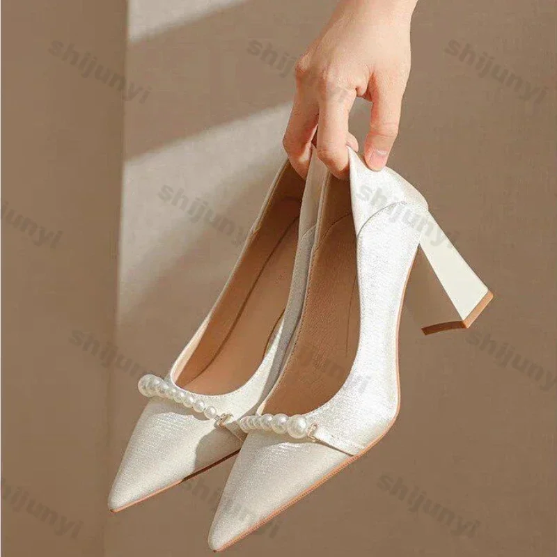 Fashion Pointed Pearl High Heels Shoes Women White Wedding Shoes Thick High Heels Party Pumps Woman Footwear Zapatos De Mujer