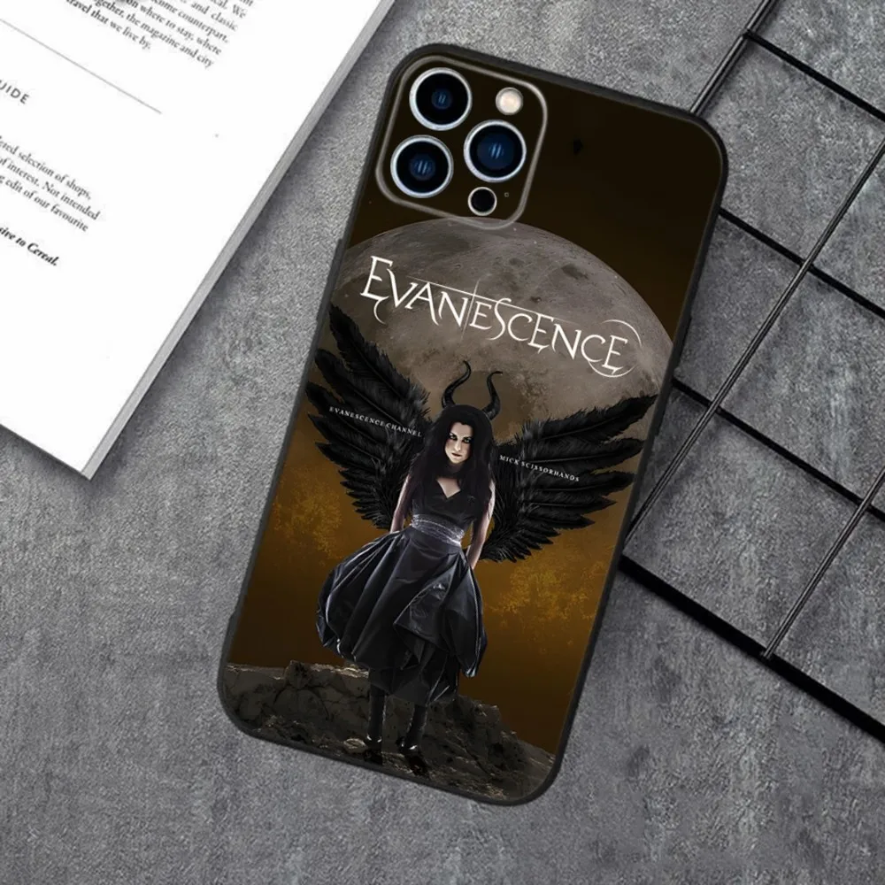 حافظة هاتف Evanescence Amy Lee لهاتف Apple iPhone 15,14,13,12,11,XS,XR,X,8,7,Pro,Max,Plus,mini غطاء أسود من السيليكون