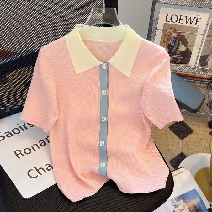 تي شيرت جميل صغير ذو طية صدر السترة بألوان متباينة أنيق بأكمام قصيرة تي شيرت كبير الحجم من الحرير الجليدي