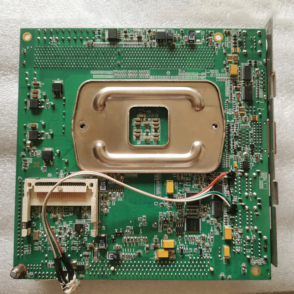 

Для материнской платы промышленного управления Advantech ITX с двумя сетевыми портами и аудиопортом EC7-1841LD2NA VER: A4.0