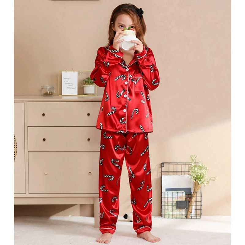 

Christmas Pajama Set Family Nightwear Women Child Santa Claus Printed Long Sleeved Trousers Christmas Casual Home Clothes Set