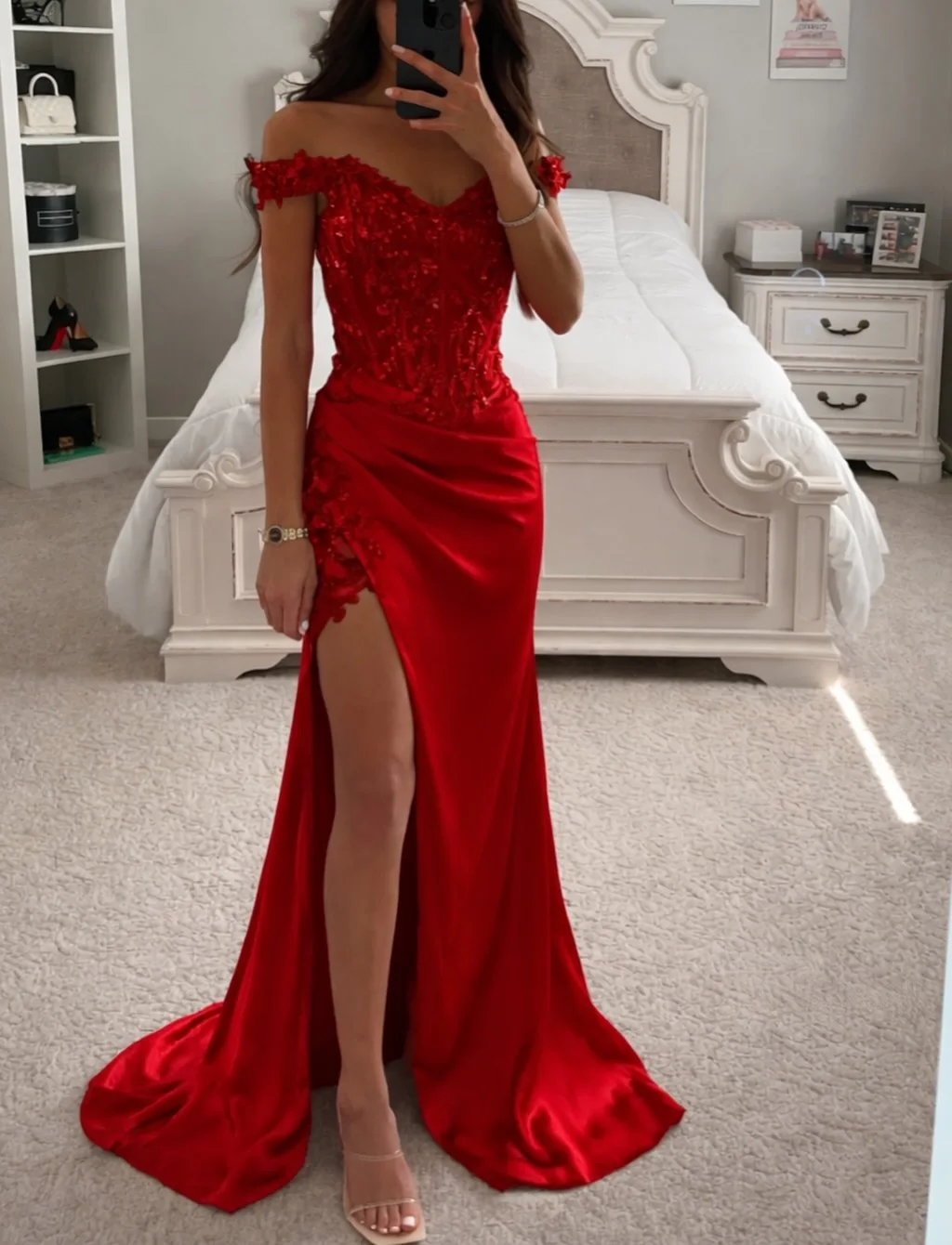 

Red Off Shoulder Side Slit Satin Prom Dresses Long for Women 2026 Mermaid Lace Appliques Corset Formal Evening Gowns Customized