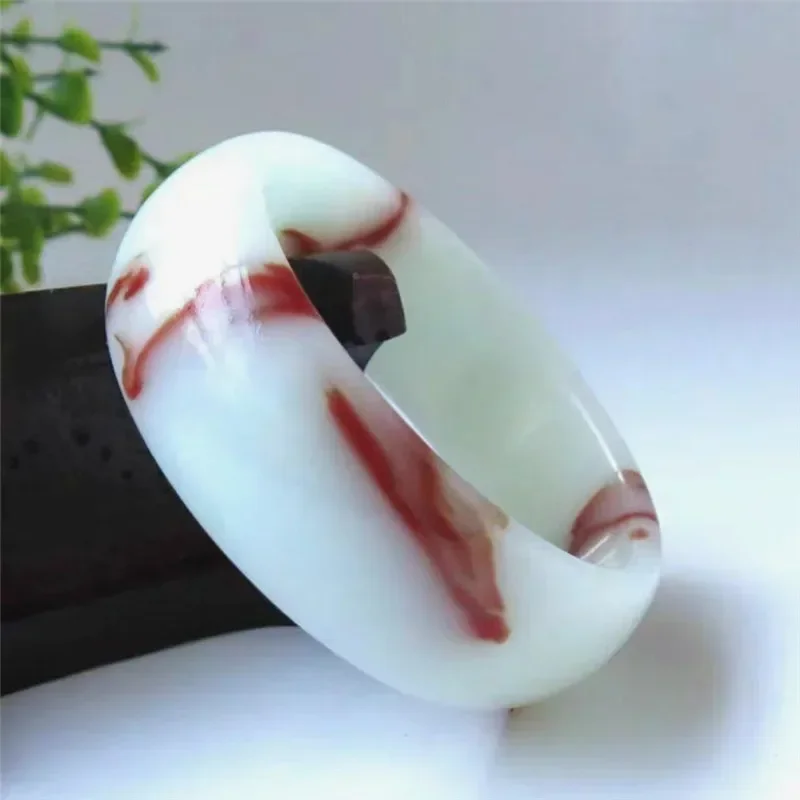 

Красочный женский браслет из нефрита «Куриная кровь» (Нефрит Внешней Монголии)