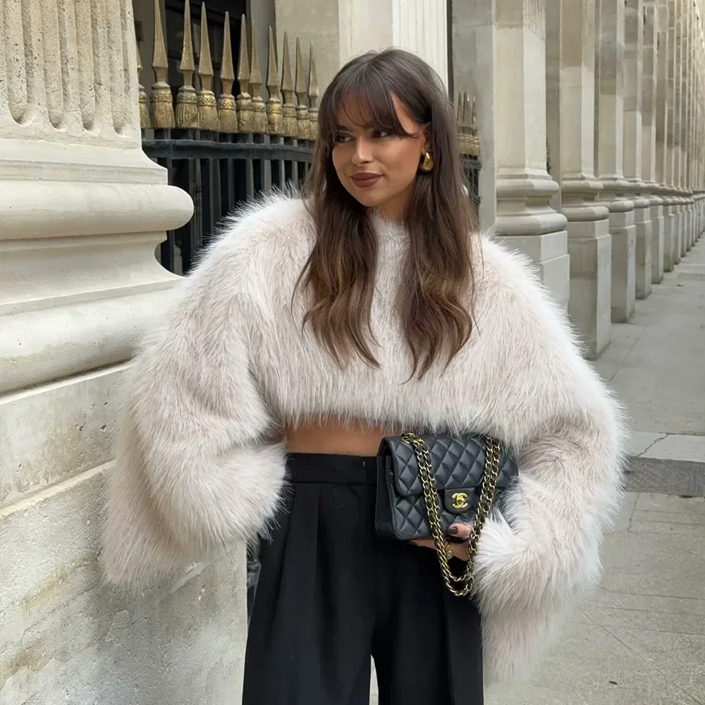 

Fashion Black White Two Color Round Neck Long Sleeves Women Solid Loose Short Artificial Fur Pullover Coat New
