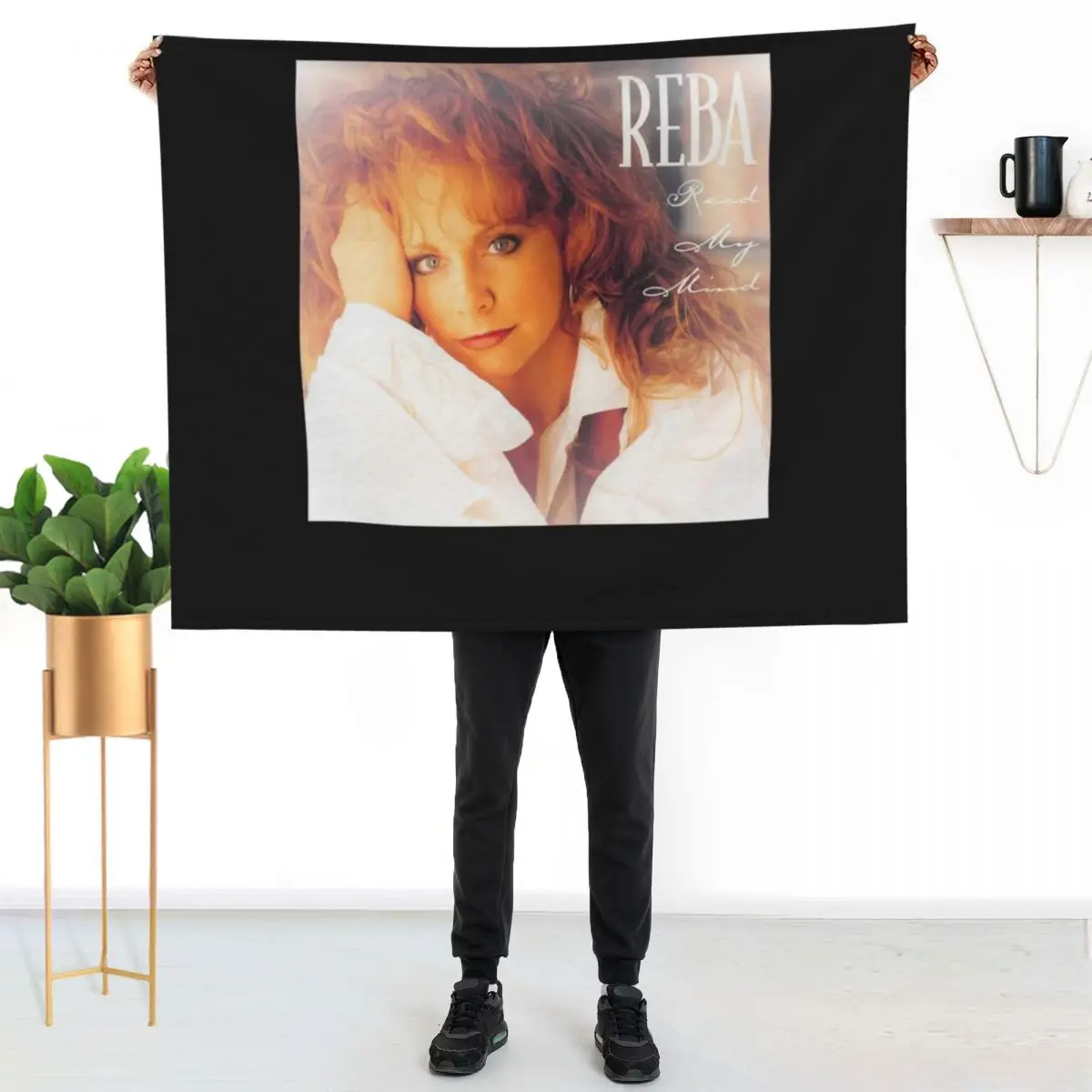 REBA MCENTIRE Essential T-Shirt Throw Blanket Plush sofa bed Furry Tourist Beach Sofa Quilt Blankets
