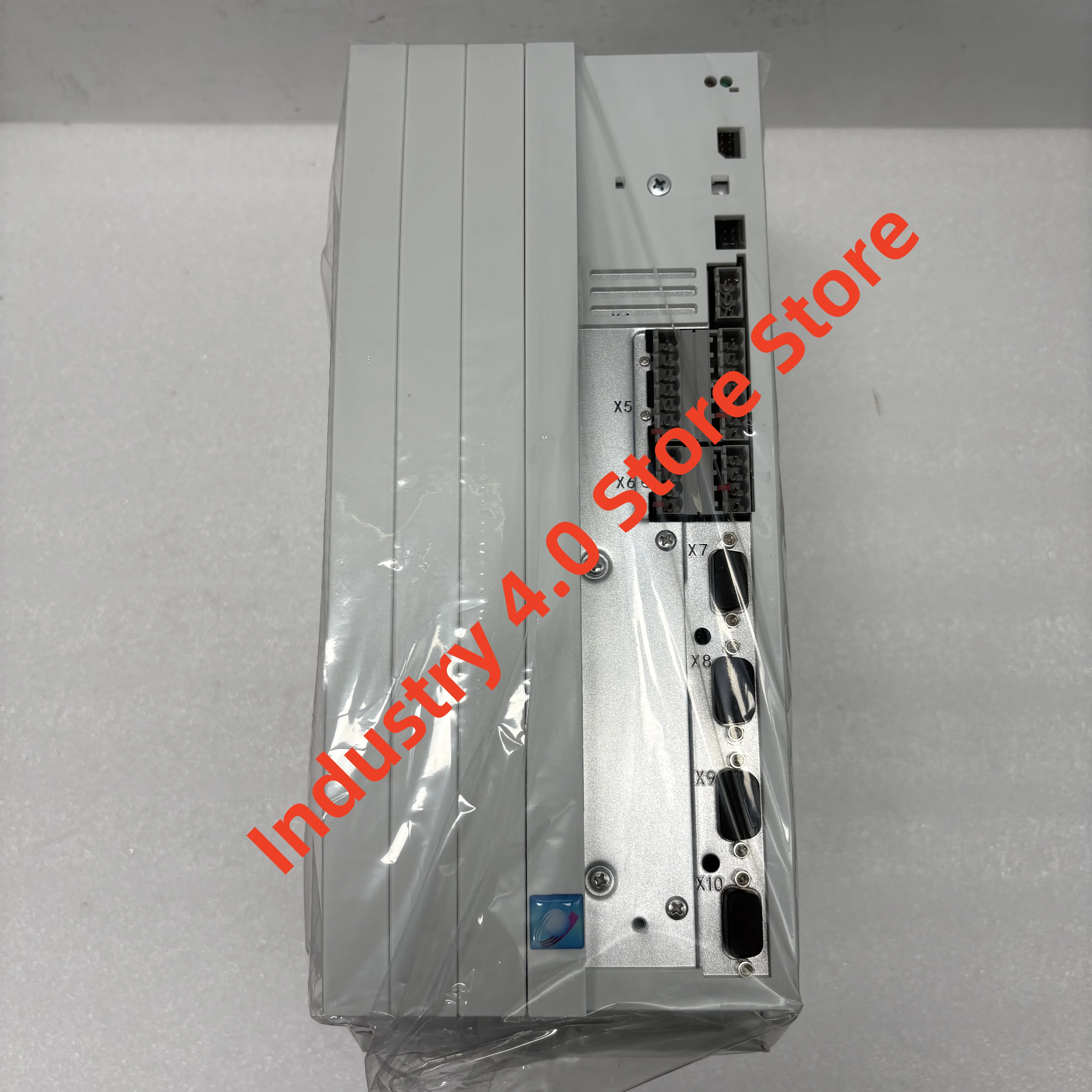 

Frequency converter EVS9326-EPV004 EVF9326-EVV004 EVF9326-CVV003 new in box