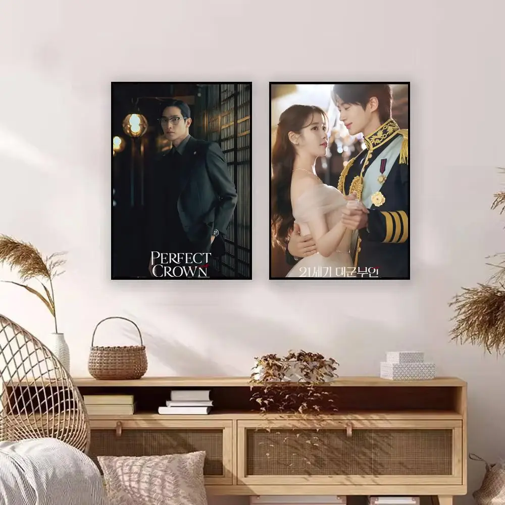 Art P-Perfect Crown Poster Graffiti Art Posters, Chic Wall Decor for Home, Studio, Office & Coffee Shop