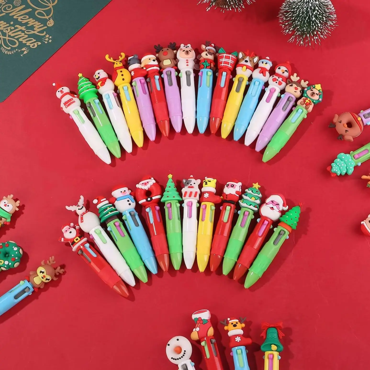 

22Pcs/Lot New Christmas Cute Cartoon 4Colors Ballpoint Pens Kawaii Elk Santa Claus Mini Ball Pen School Office Stationery Gifts