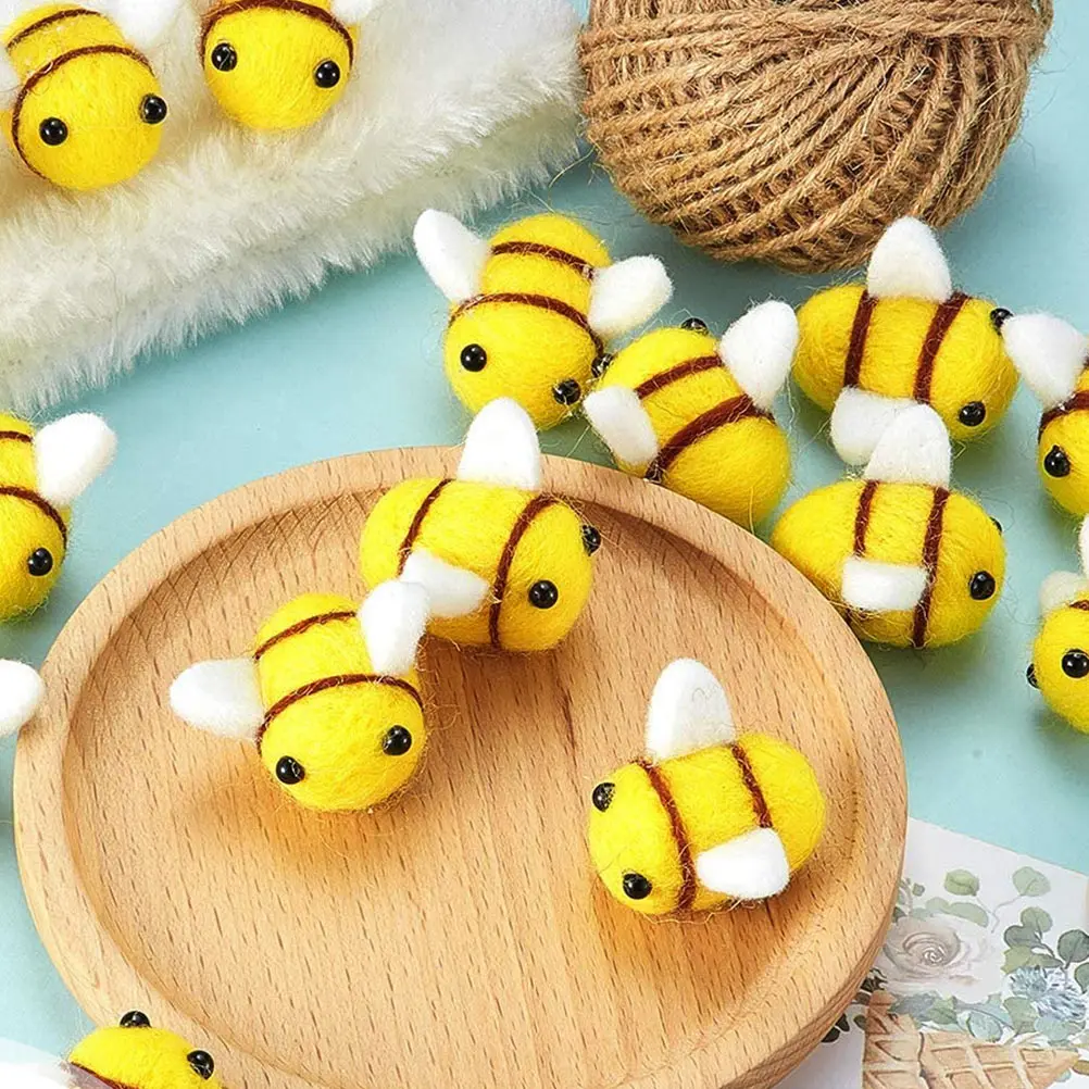 

20 Pcs Wool Felt Bee Crafting Sew DIY Hats Decoration Bees Felted Crafts Lovely Shape Design Children Gifts Baby Room
