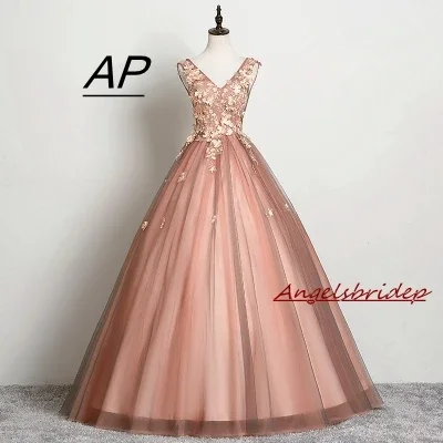 

New Arrival Tulle Ball Gown Quinceanera Dresses Deep V-Neck Flowers Vestidos De 15 Anos Princess Birthday Party Gowns