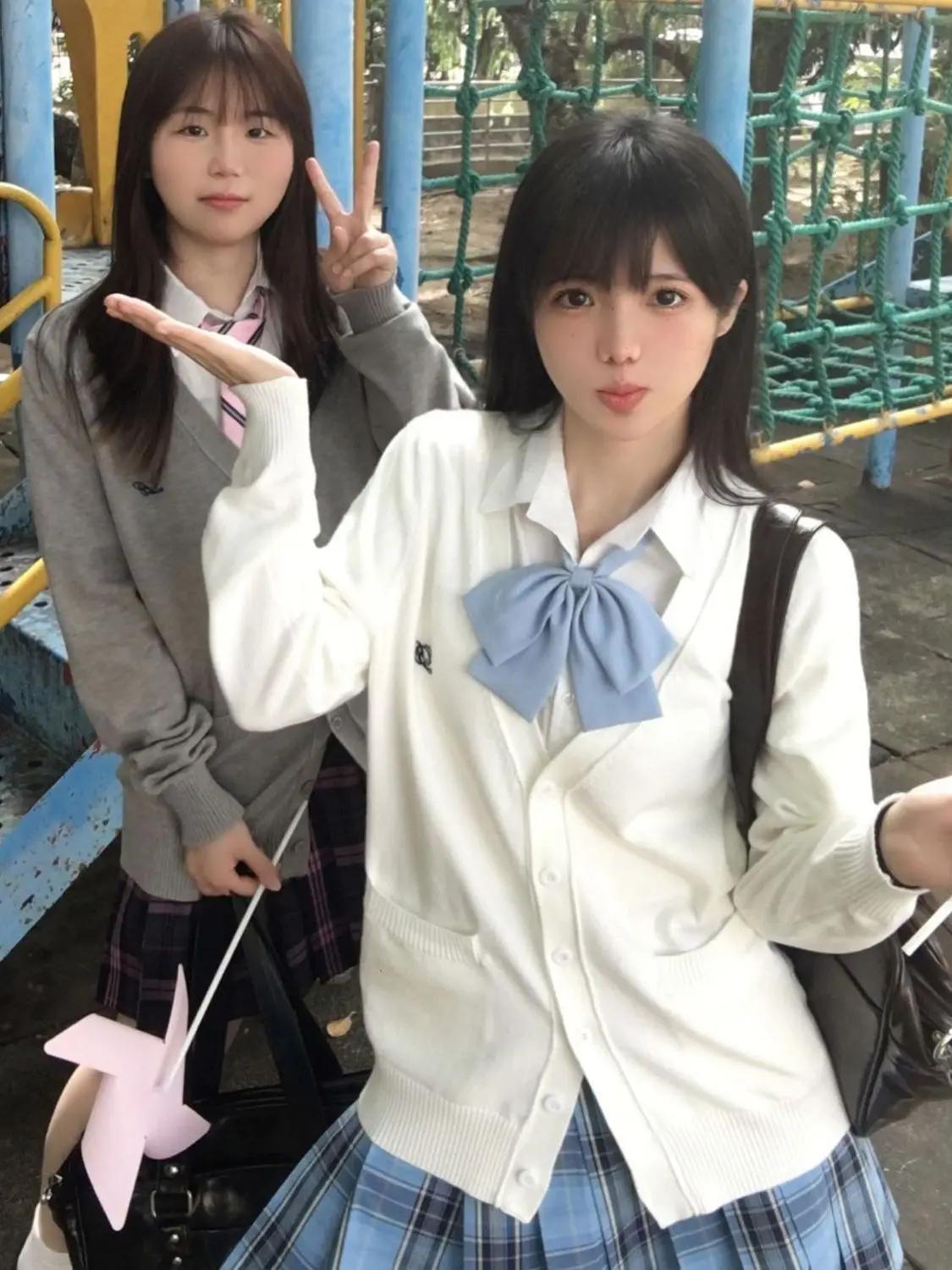 

Вязаный свитер-пальто Waterlogged JK для женщин, с длинными рукавами, V-образным вырезом, повседневный, свободного кроя, осенне-зимний, в японском школьном стиле