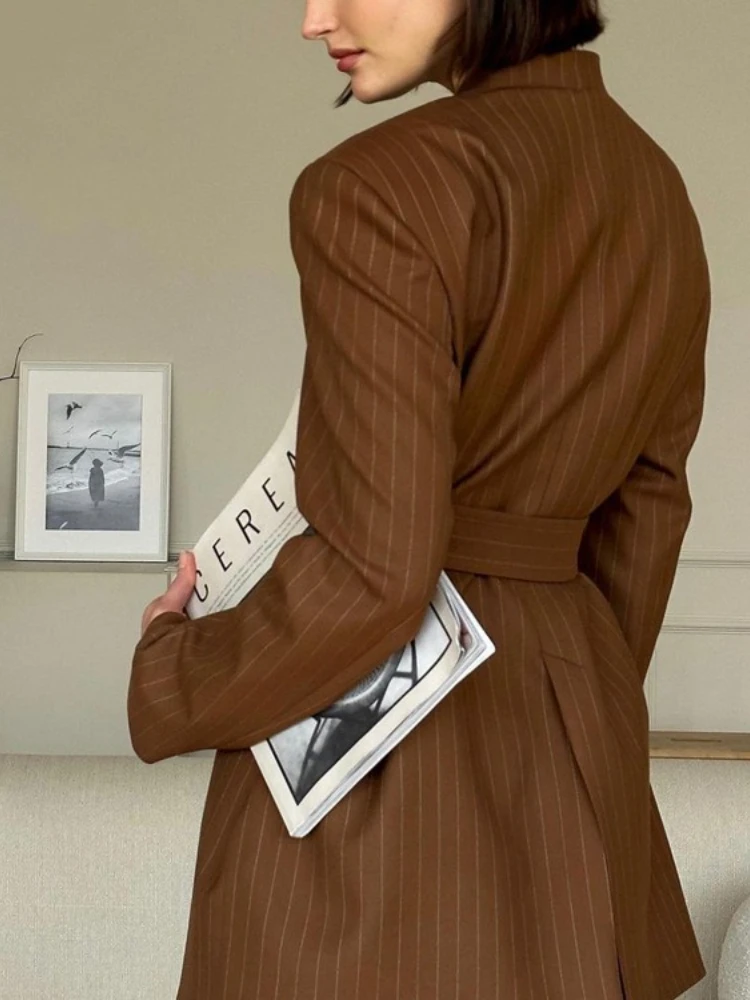 Tossy الخامس الرقبة مخطط مربوط دعوى السراويل قطعتين مجموعة التنقل موضة طويلة الأكمام الخريف 2024 المرقعة سراويل نسائية مجموعات #5