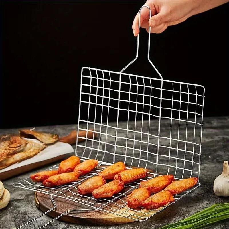 Portable Barbecue Basket with Wooden Handle for Meat and Vegetables, Suitable for Picnicking and Camping