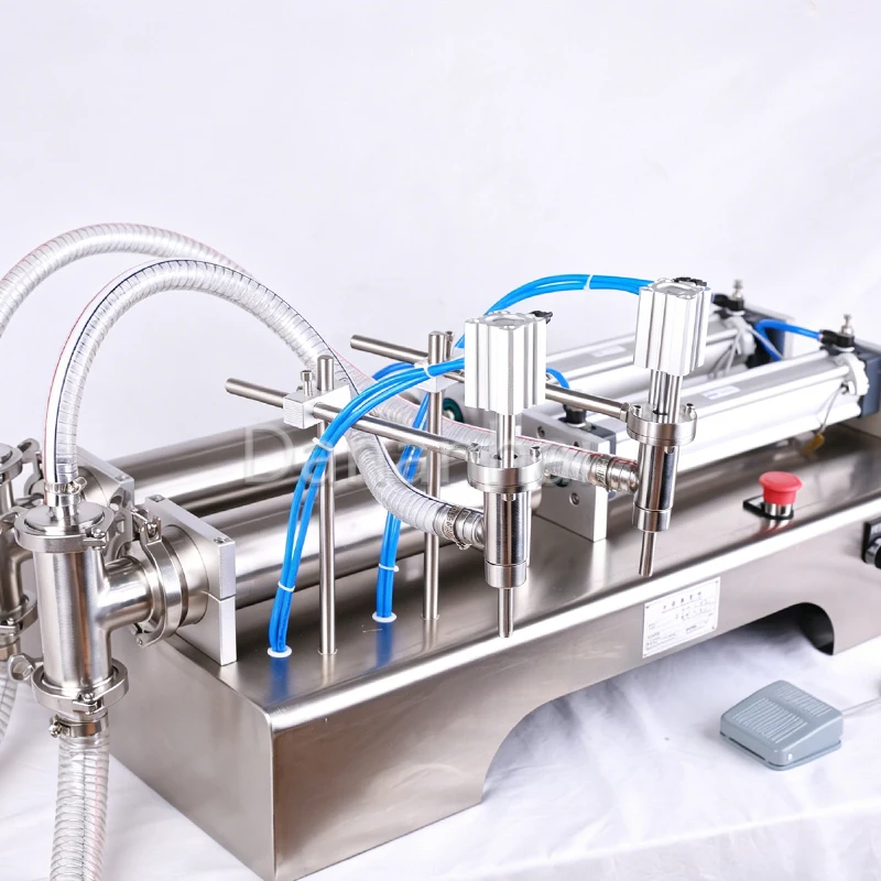 

Двухсопловая машина для розлива жидкостей для косметики и напитков: популярное оборудование для розлива в бутылки