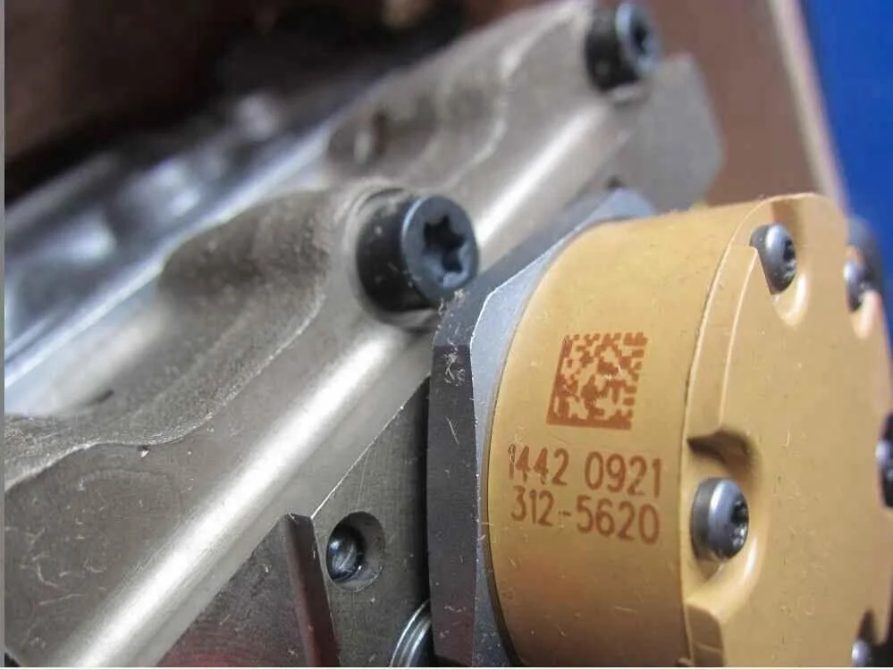 325C Fuel Injection Pump 1863410