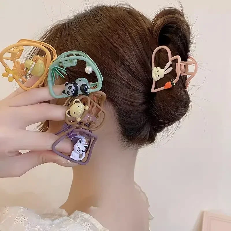 New Matte Cartoon Animal Hair Clips Women Sweet Metal Mini Hairpin Korean Hollow Shark Cawl Clip Girls Hair Accessories