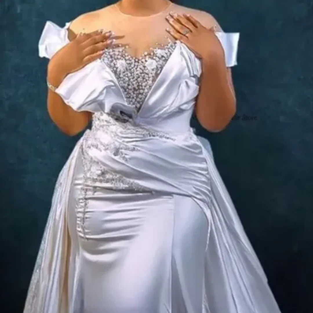 خمر مطرز اللؤلؤ الساتان فساتين الزفاف قطار للانفصال بالإضافة إلى حجم شير الرقبة حورية البحر فساتين الزفاف حسب الطلب