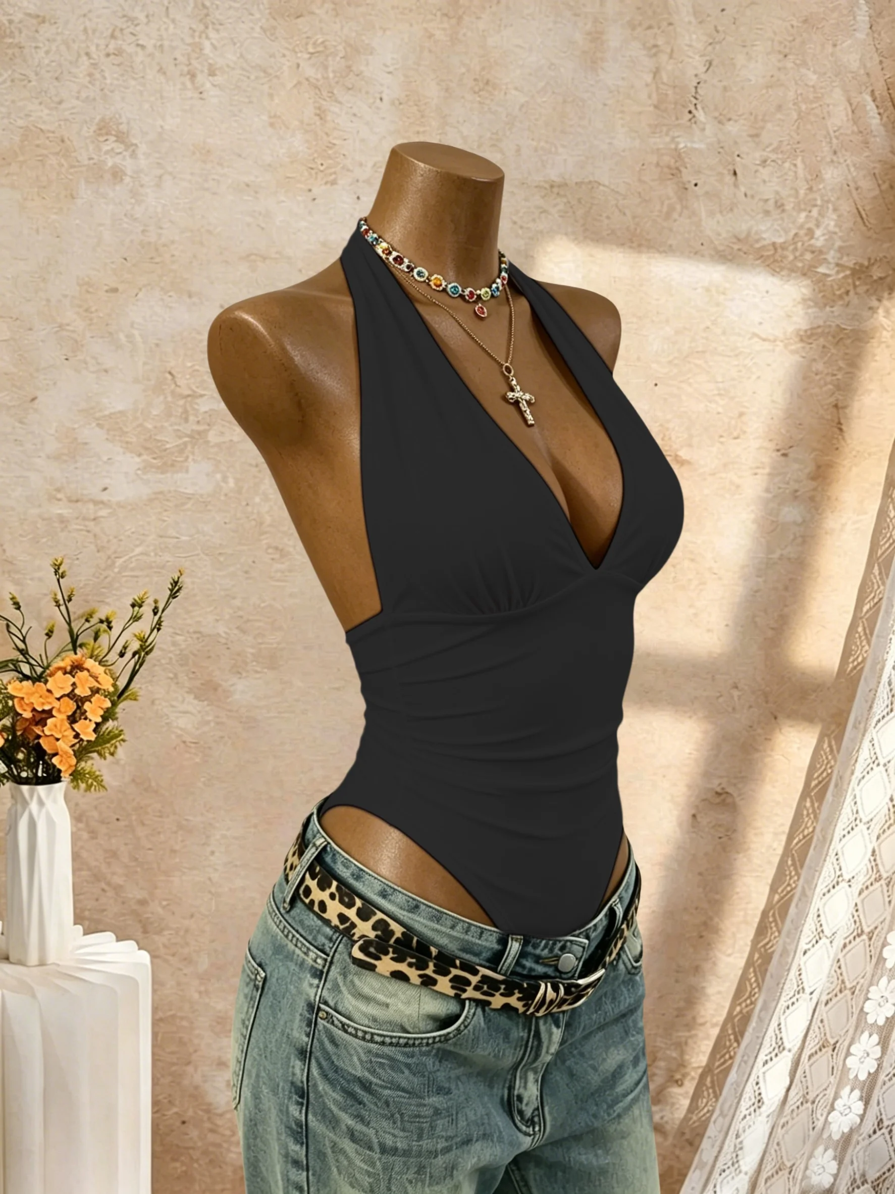 Damen Neckholder-Body mit tiefem V-Ausschnitt, gerafftem Design, schmaler Passform und hohem Beinausschnitt – Sommer 2026 Y2K Streetwear ärmelloses Tanktop – Detail 5