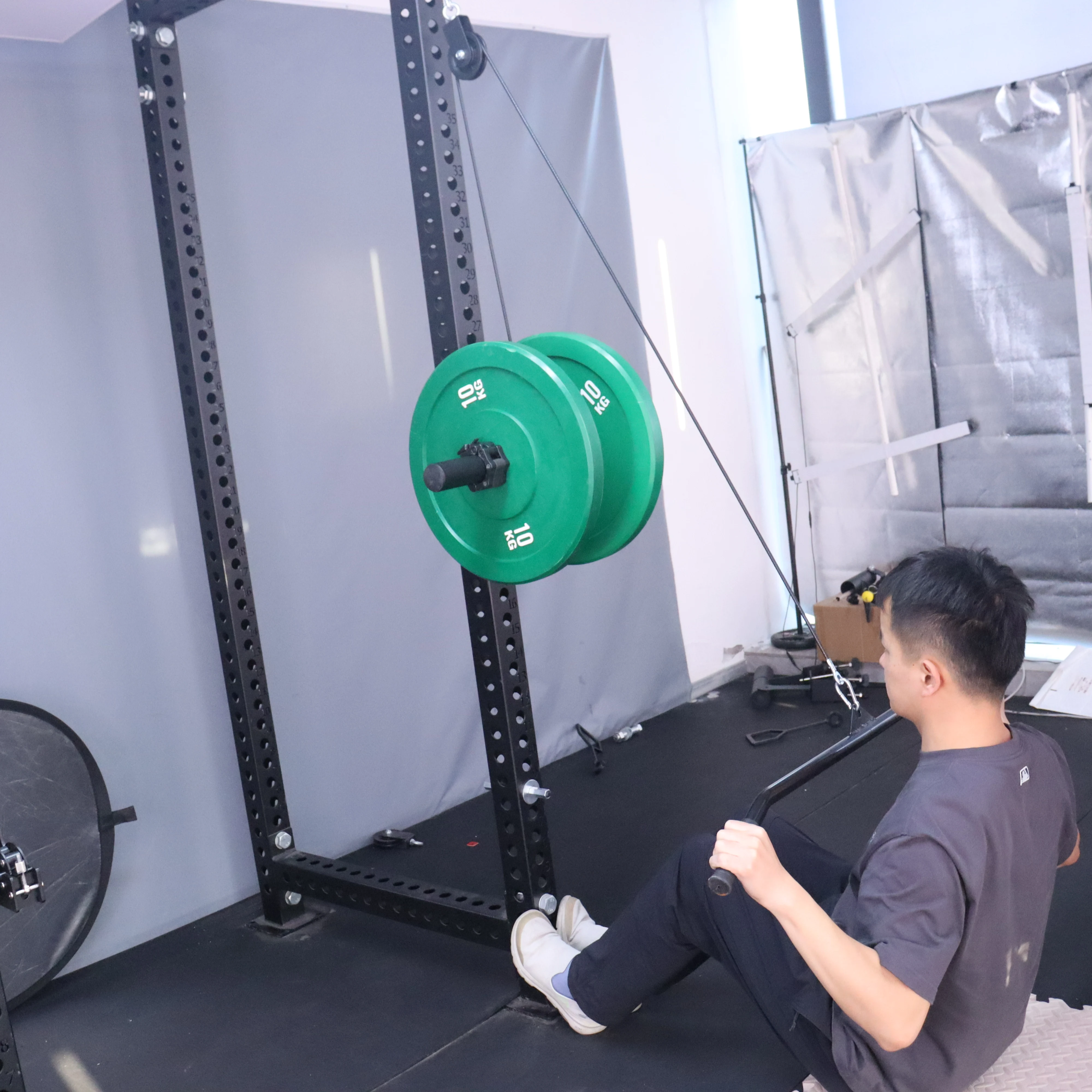 Multifunctional Smith Machine Accessories for Squat Bench Press Flight High Pull Low Pull Row and Kickbacks